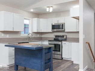 5921 Keyann Cir, Anchorage, AK 99504