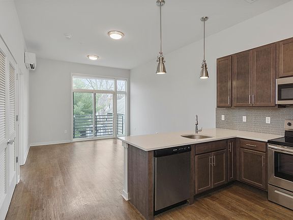 5th image of 320 Valley St #2pw3fe270