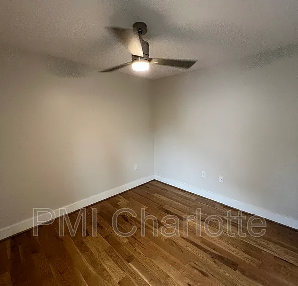 1106 N Alexander St — Photo 17