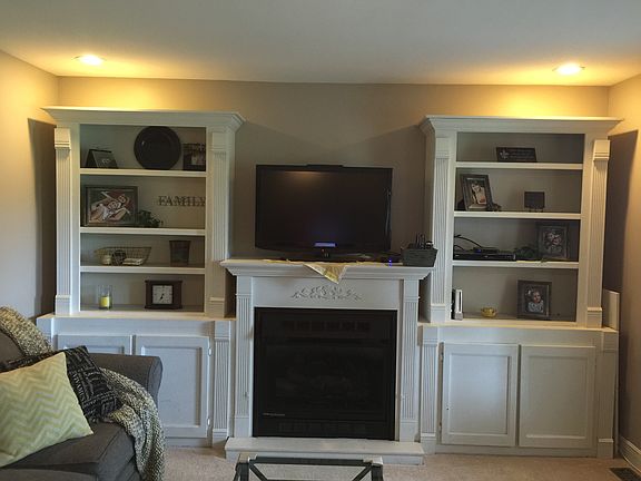 Gas fireplace with built-ins