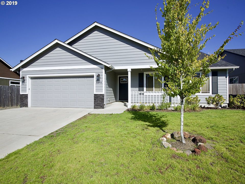 1st image of 1048 Creswood Dr