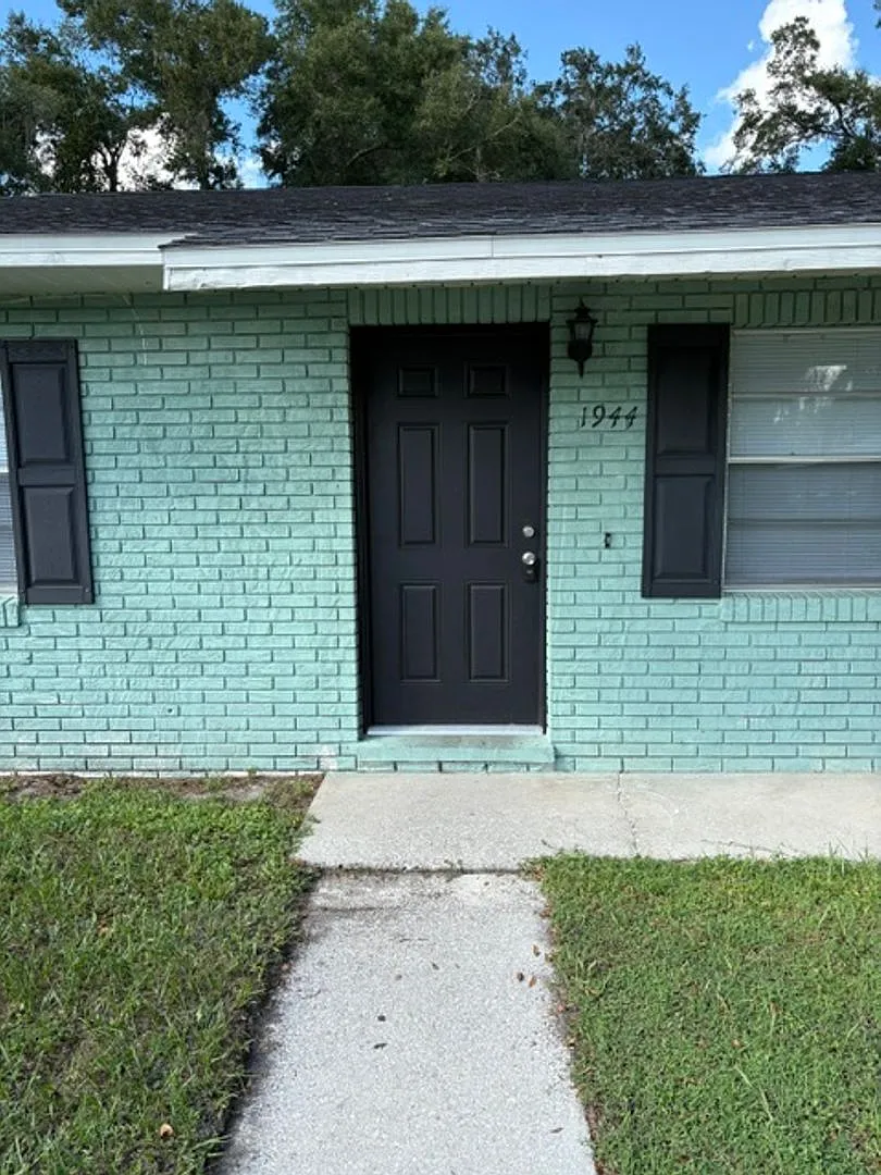 Move-In Ready 2-Bedroom Rental In Bartow - Convenient Location — Photo 2
