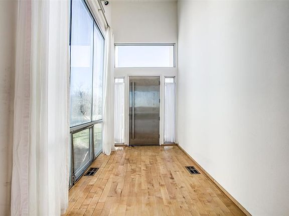 5th image of 2938 Sonterra Dr