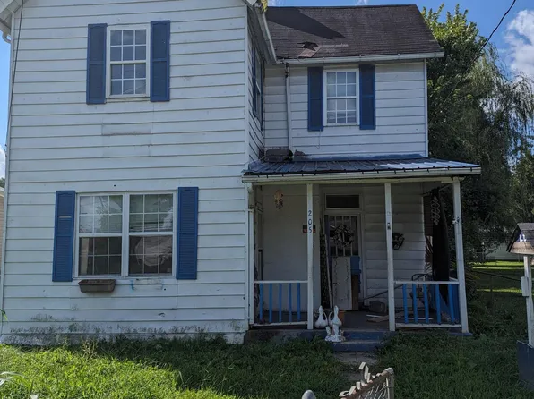 205 Exeter Ave, Middlesboro, KY 40965