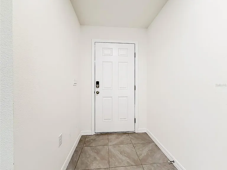 6608 SE 1st Loop — Photo 4