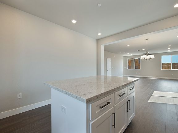 5th image of 830 Salt Flat Ln