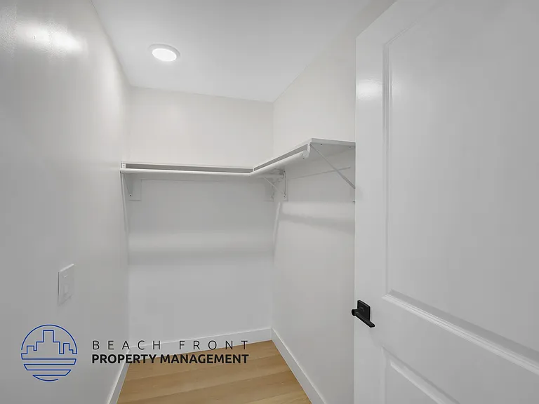 540-550 E 64th St — Photo 7
