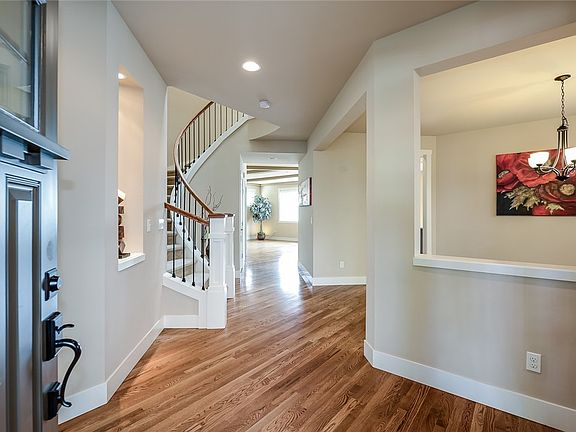 2nd image of 10823 237th Ave NE