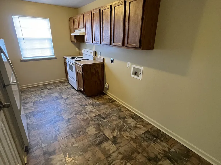 1304 N Lincoln Ave — Photo 7
