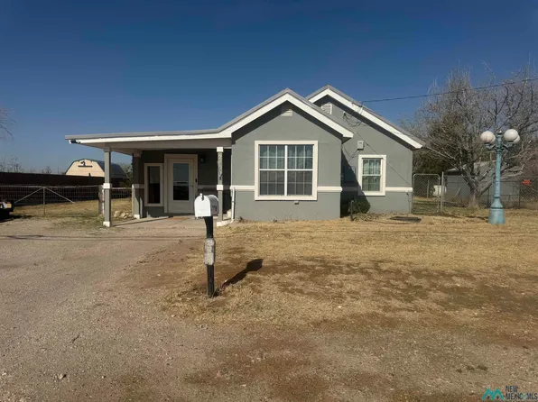 2409 Tulip St, Carlsbad, NM 88220