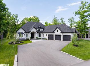 28 Byers St, Springwater, ON L9X2A3