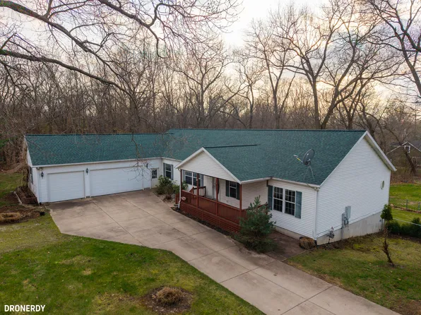 160 Silver Lake Ave, Michigan City, IN 46360