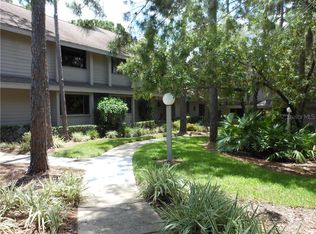 402 Old Mill Pond Rd, Palm Harbor, FL 34683