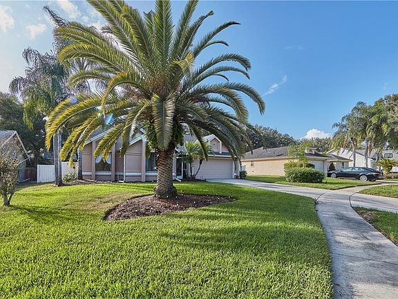 2nd image of 466 Autumn Oaks Pl