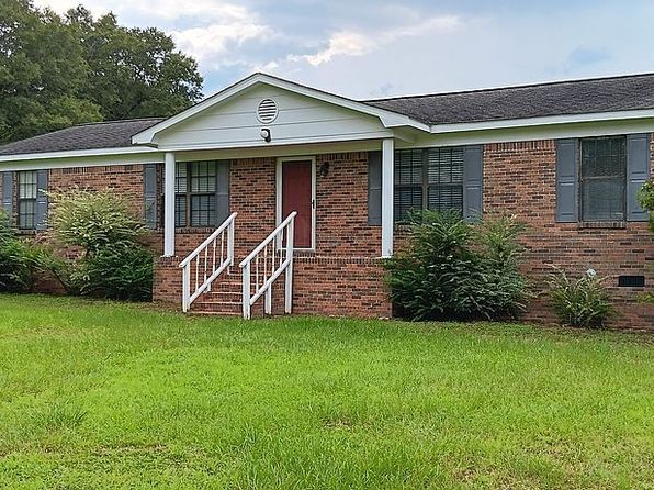 492 Bridlepath Ln