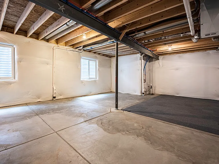 5725 N Hanover St — Photo 20