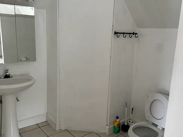 1641 Robinwood Ave #1 — Photo 7
