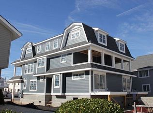 295 67th St, Avalon, NJ 08202