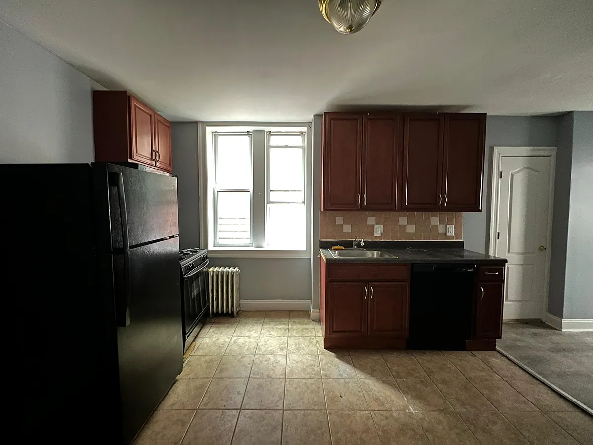 Building Photo - 399 Avenue C #1E