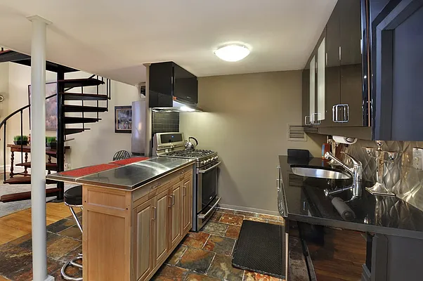 Sold by Corcoran | media 8