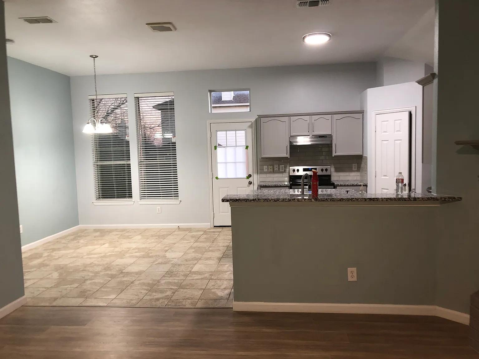 3 bed, 1770 sqft, $1,940 — Photo 3