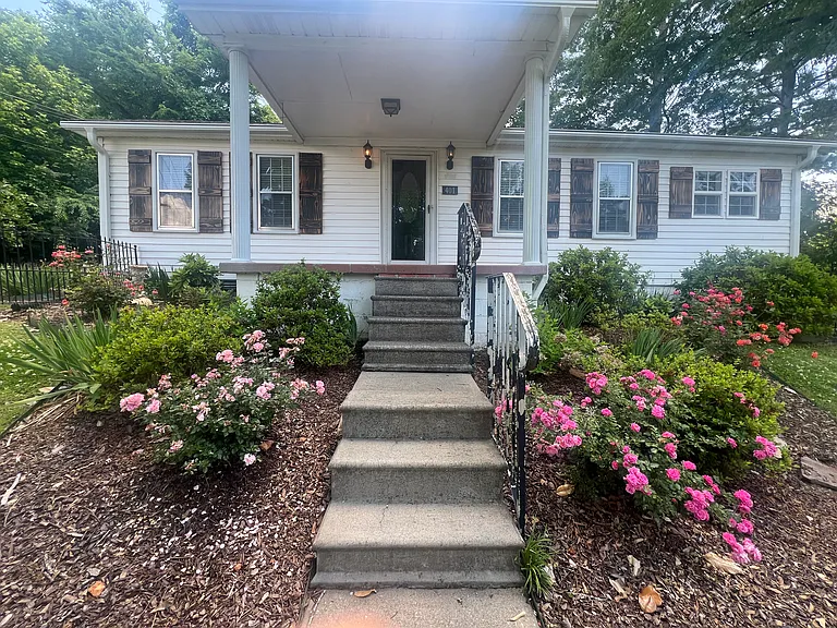 401 Crest St — Photo 13