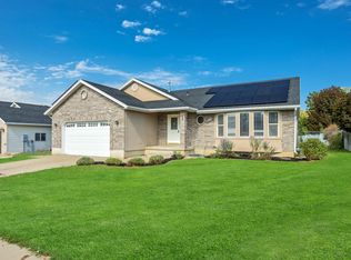 2872 W Lindi Way, Layton, UT 84041