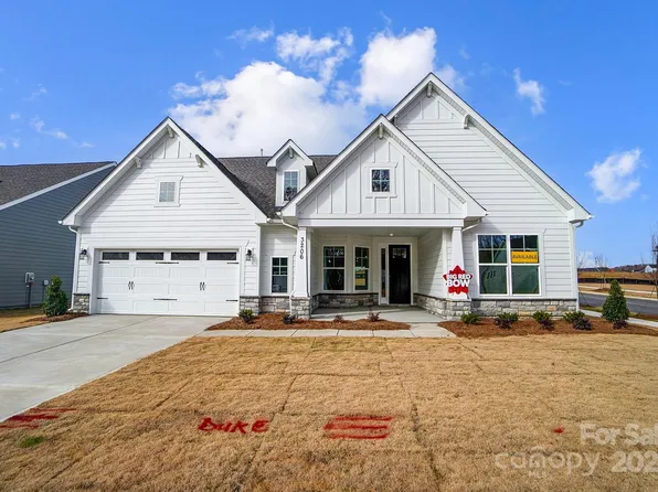 3206 Whispering Creek Dr #159, Indian Trail, NC 28079