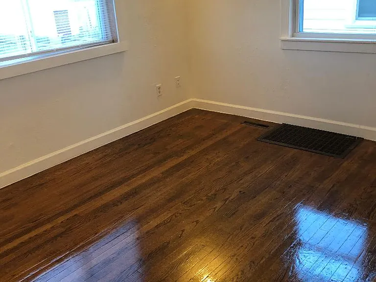 1152 C Ave NW — Photo 6