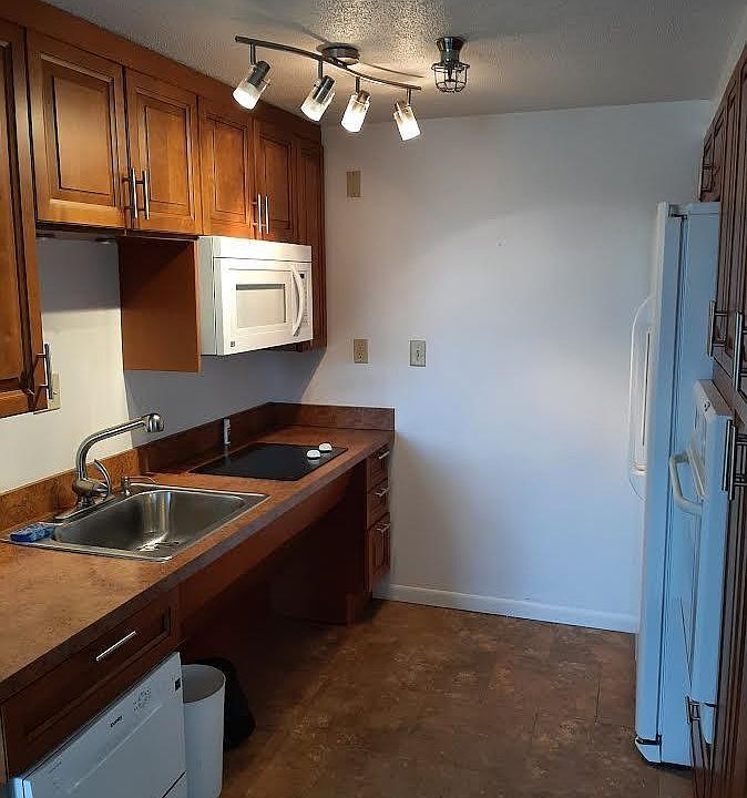 5951 N Skeel Ave UNIT 320, Oscoda, MI 48750 Zillow