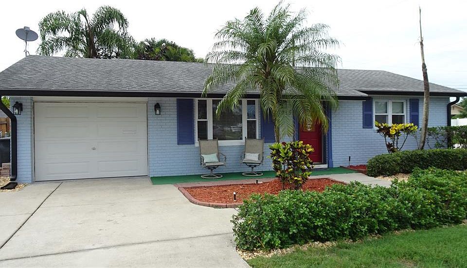 1st image of 5915 63RD AVENUE N
