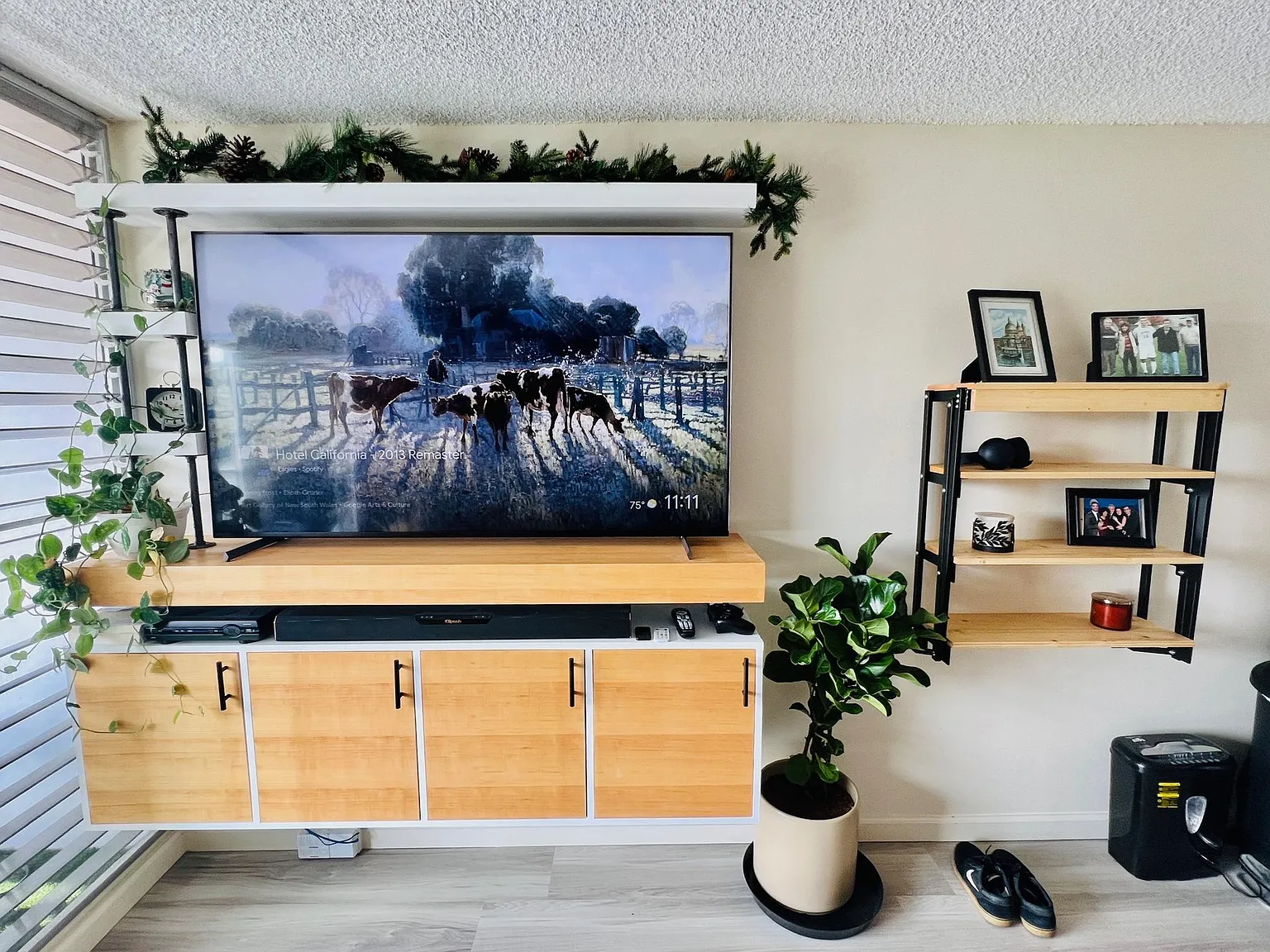 Studio, 389 sqft, $2,300 — Photo 3