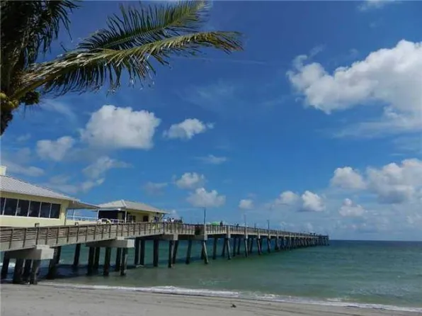 141 SE 3rd Ave APT 404, Dania, FL 33004