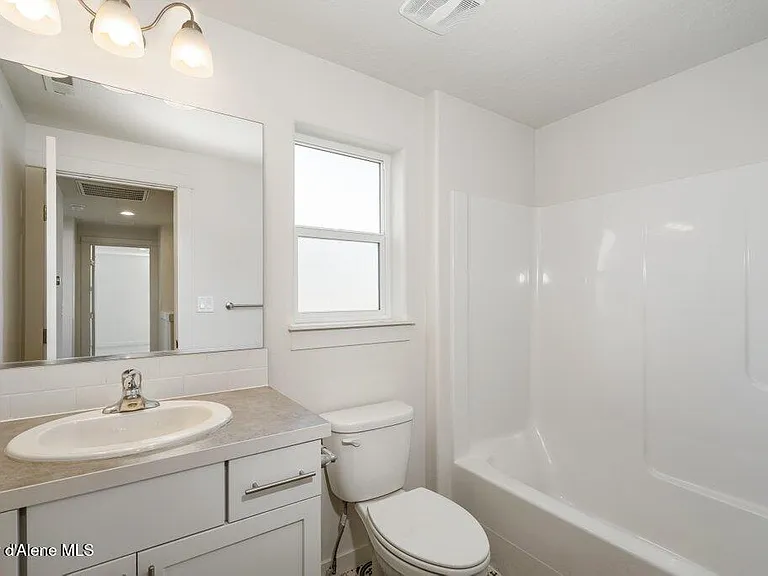 3921 N Lynn St — Photo 23