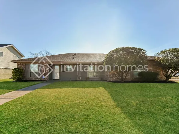 637 Barkridge Trl, Burleson, TX 76028