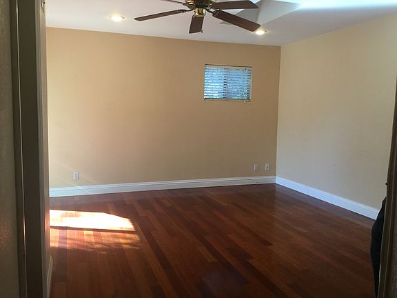5th image of 9252 Marchand Ave