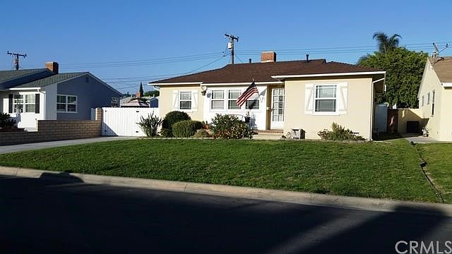 1st image of 13933 Mystic St