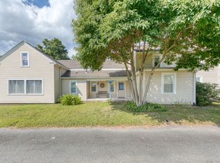 192 Main St, Somers, CT 06071