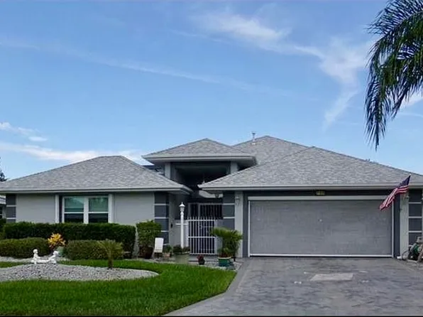 21928 King Henry Ave, Leesburg, FL 34748