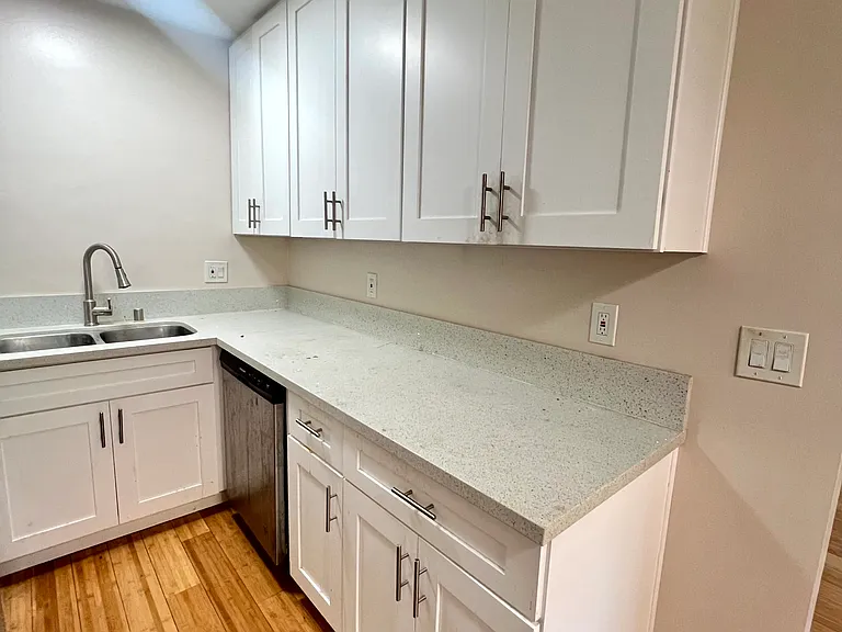 2637 Centinela Ave — Photo 14