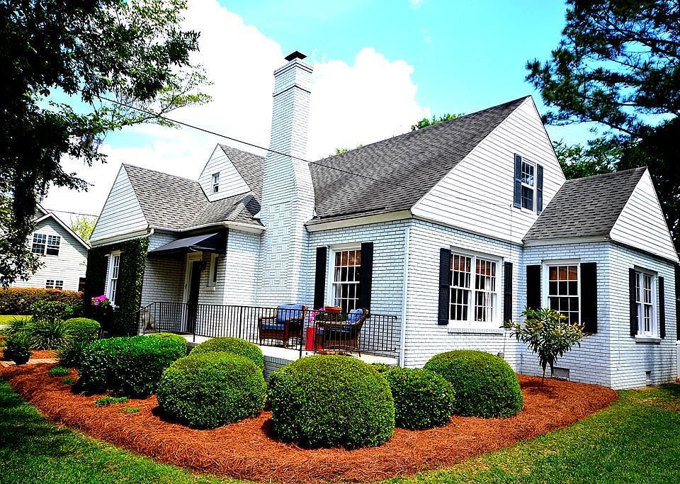 1st image of 303 Davis St