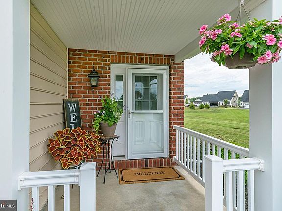 3rd image of 141 Copperstone Ct