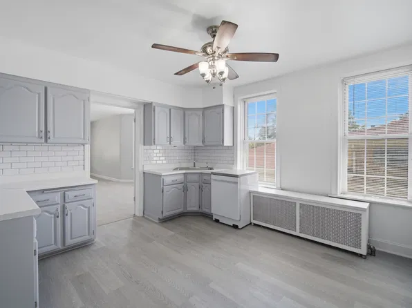 7314 N Crawford Ave #2, Lincolnwood, IL 60712