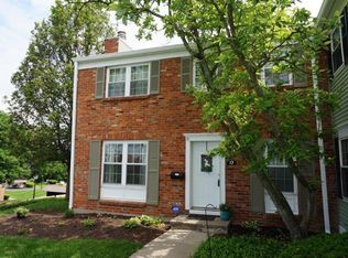 17 Applewood Dr #17, Fairfield, OH 45014