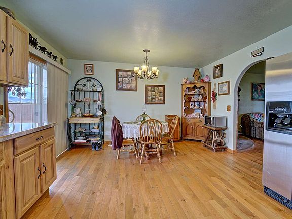 5th image of 1560 N Eden Dr