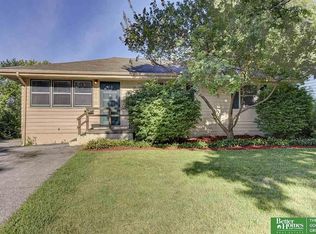 5204 N 64th St #1, Omaha, NE 68104