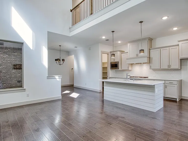 852 Deer Run Rd — Photo 4