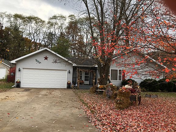2nd image of 110 Schott Dr
