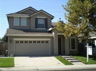 7932 Robinson Dr, Roseville, CA 95747