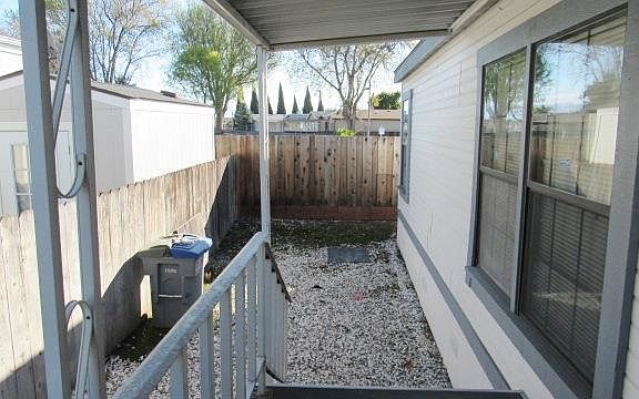 2nd image of 600 E Weddell Dr